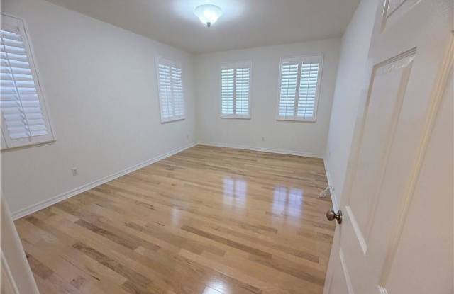 2923 Maricopa Street