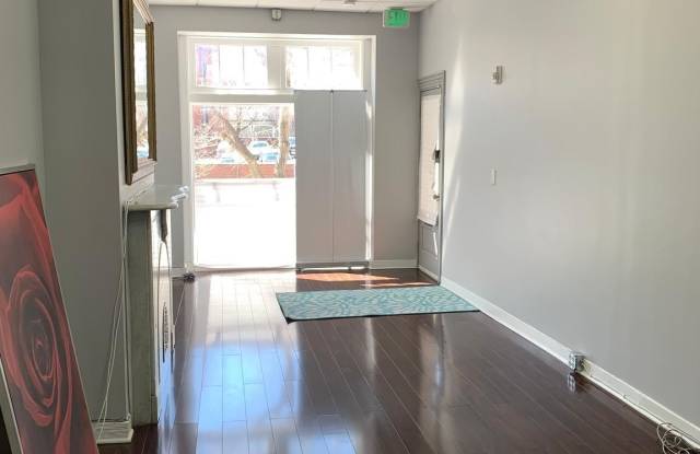 1025 CATHEDRAL Street