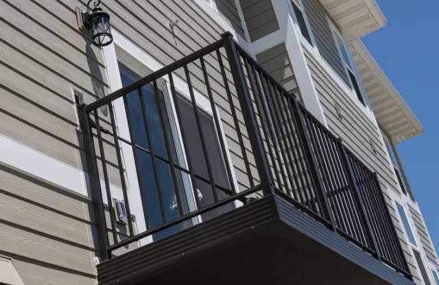 1000 Leitha Terrace Unit E12