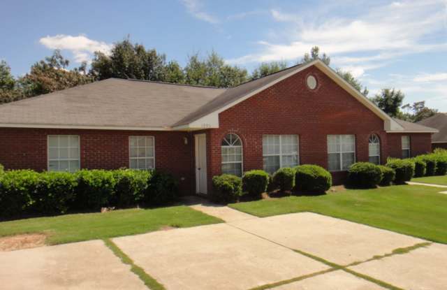 Spacious Duplex in Auburn photos photos