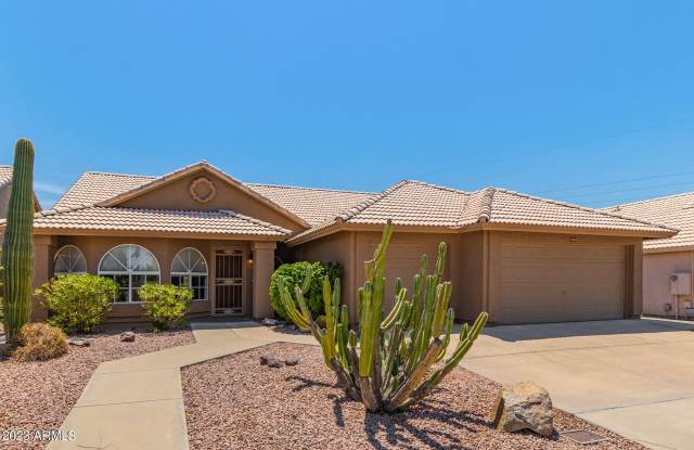 4325 E MONTGOMERY Road