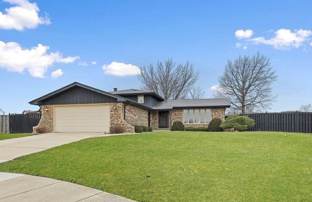 8944 Cypress Ct - 8944 Cypress Court, Orland Park, IL 60462
