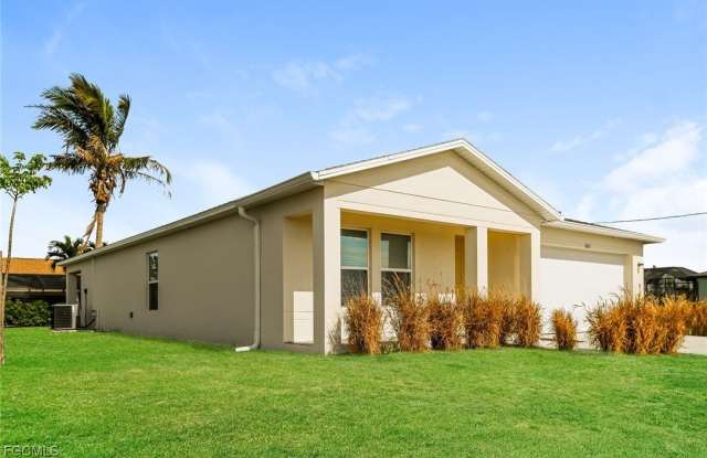 3615 Caloosa Parkway N