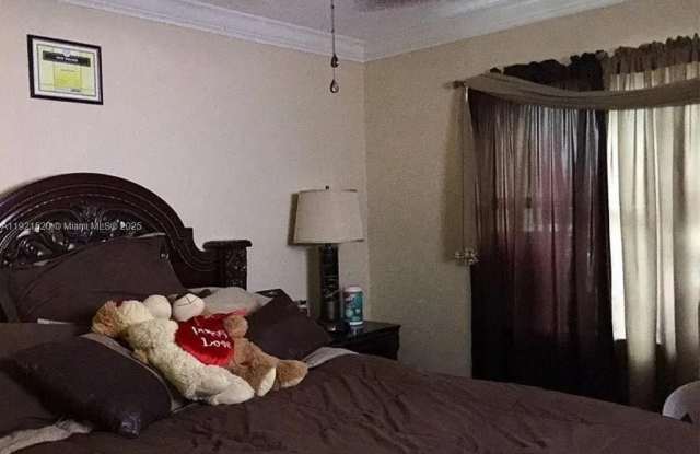 Photo of 8009 W 6th Ave