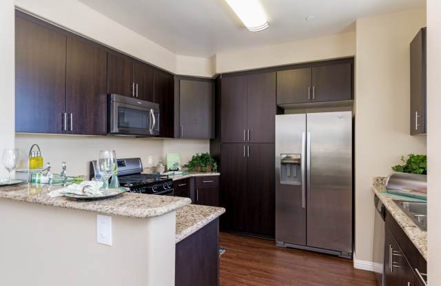 Photo of RiverEdge Terrace Apartments