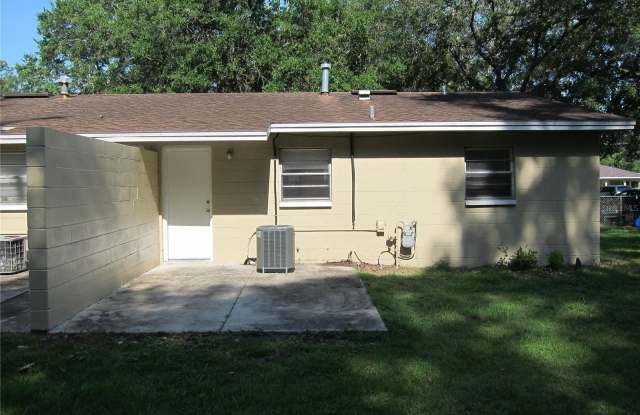 37 NE 21ST TERRACE - 37 Northeast 21st Terrace, Gainesville, FL 32641