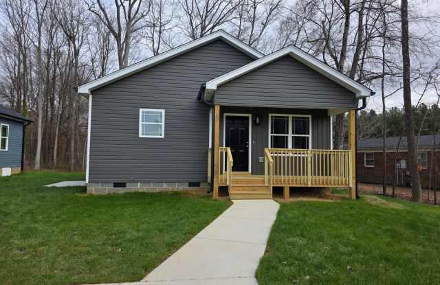 Photo of New Construction! 3 BR in Thomasville!