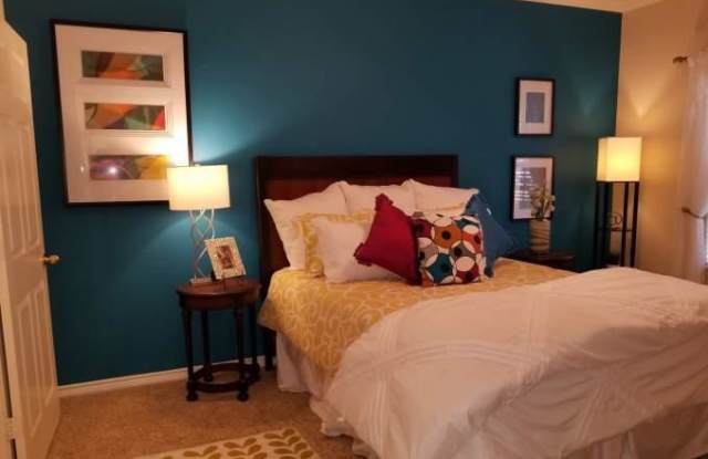6039 Whitby Rd APT 301, #1213