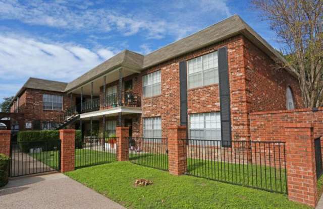 Photo of Towne Oaks II