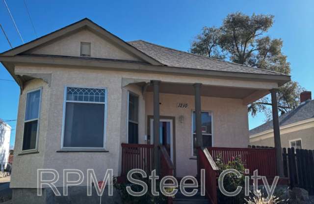 Photo of 1210 N Elizabeth St