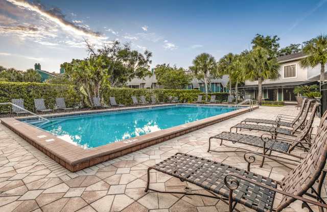 Seville on the Green