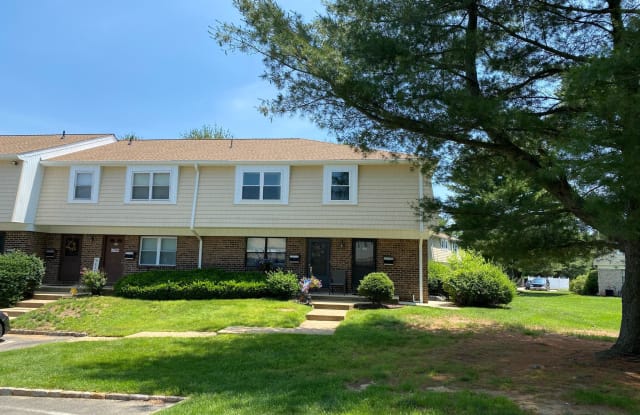 501 SILVER COURT - 501 Silver Court, Mercer County, NJ 08619