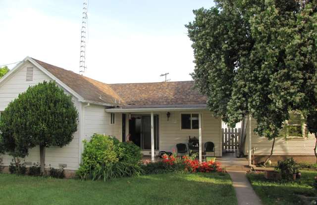 Photo of 15573 E Milton Rd