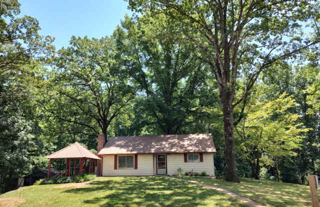 1684 Rockford Creek Rd