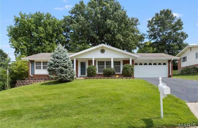 24 Forest Crest Drive