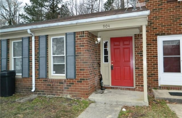 904 Wickford Drive - 904 Wickford Drive, Chesapeake, VA 23320