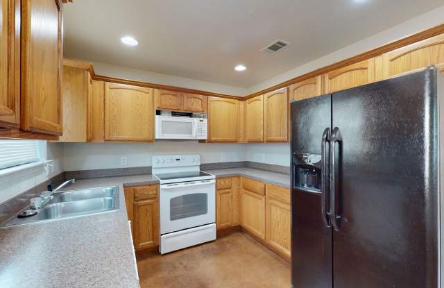 Photo of FREE DECEMBER RENT!!!