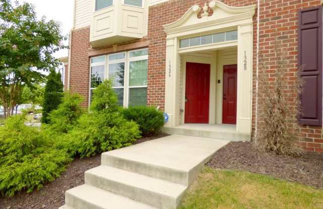 1326 Cheswick Ln