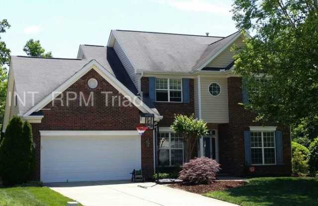 4712 Pine Glen Court - 4712 Pine Glen Court, Greensboro, NC 27410