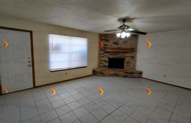 3 Bed 2 Bath Home with a Garage For Rent