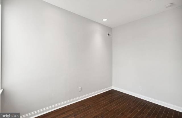 2138 East Birch Street