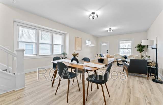 18 North Gray Street