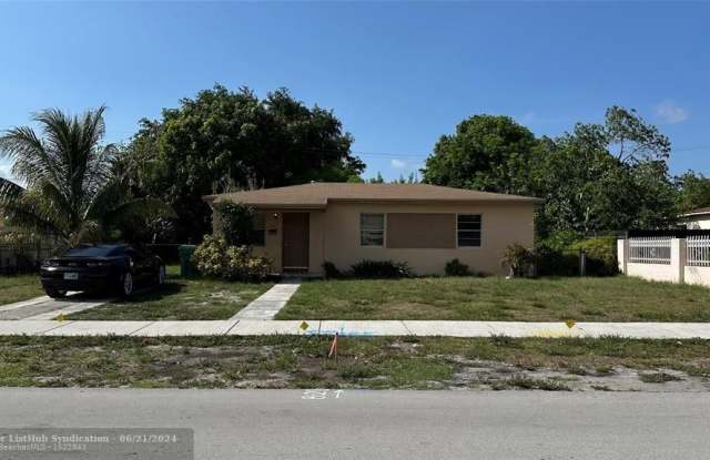 591 NW 187th St