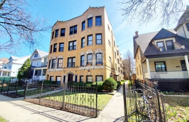 4327 N Hermitage Ave - 4327 North Hermitage Avenue, Chicago, IL 60613