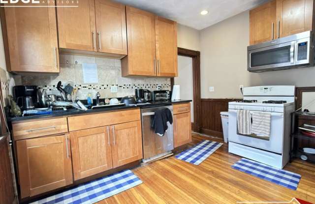 Photo of 15 Aldie St.