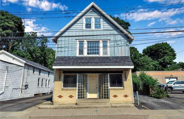 Photo of 85 Lake Street