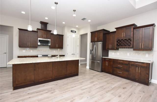 3544 LAKESIDE HERITAGE DRIVE