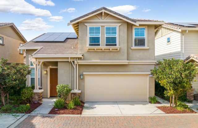 Photo of Brentwood-Garin Ranch 3 bedrooms, 2.5 bath, Solar and centralized security system.
