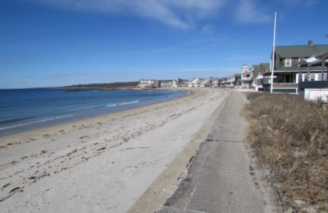 76 Boardwalk - 76 Boardwalk, Groton Long Point, CT 06340