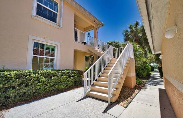 Seasonal Short-term Condo located in Casa Del Lago with a Community Pool! photos photos