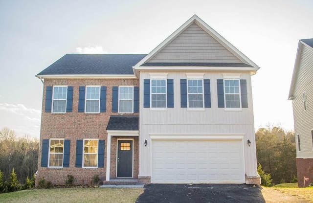 7923 Carriage Park Dr - 7923 Carriage Park Drive, Hollins, VA 24019