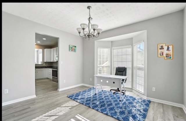 Photo of 3492 King Edward Way