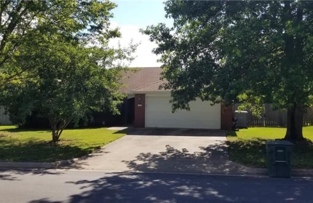 1550  S Tallgrass  DR - 1550 Tallgrass Drive, Fayetteville, AR 72701