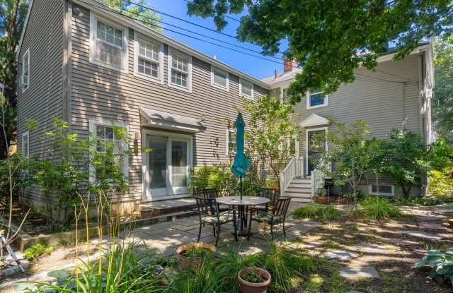 Photo of 35 Alpine Street