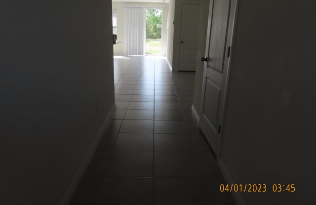 4 Bella Lago Circle