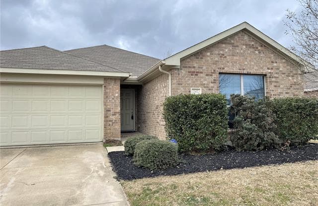 247 Pine Crest Drive - 247 Pine Crest Drive, Justin, TX 76247