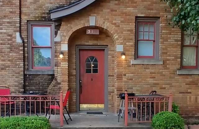 Be Home for the Holidays! - Studio Apartment in Paseo