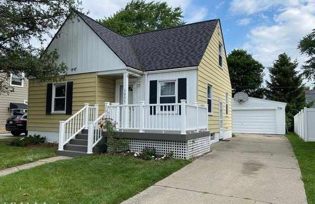 1901 BROCKTON Avenue