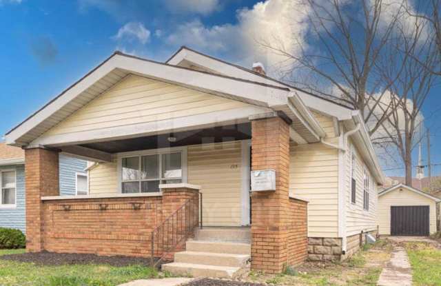 1315 North Drexel Avenue