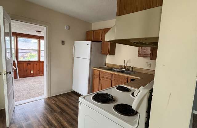 509 Lafayette Street - 2