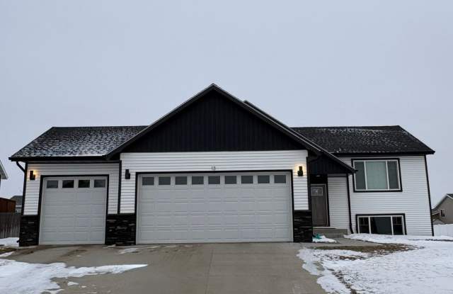 Photo of 4 Bedroom Home