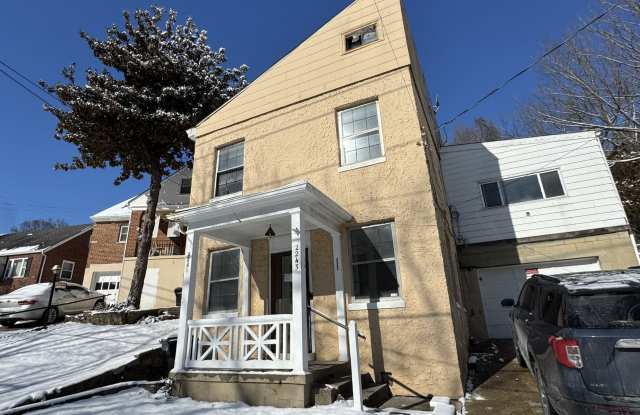 2243 Quebec Road