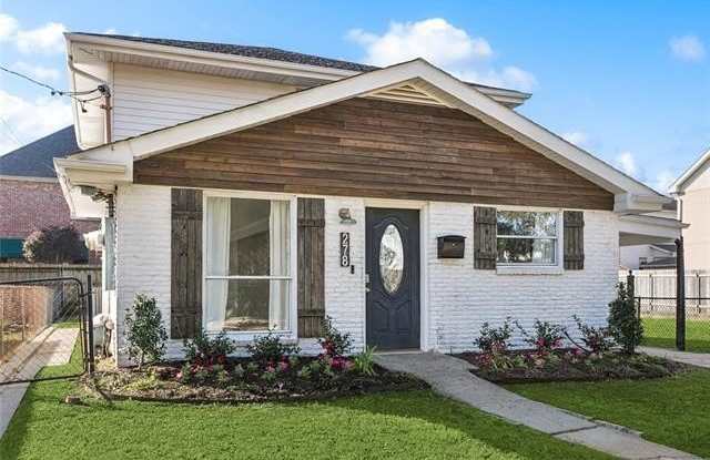 278 W ROBERT E LEE Boulevard