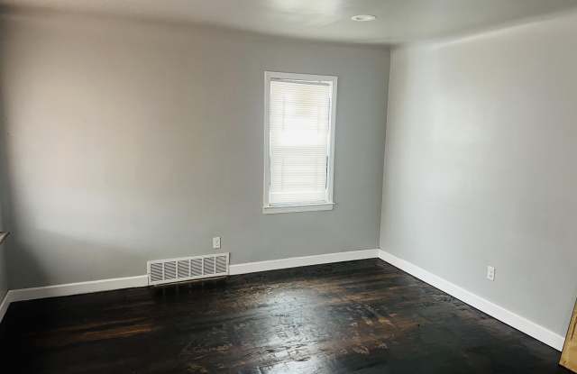 14622 Frankfort Street