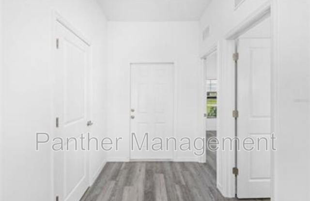 5045 Centennial Blvd