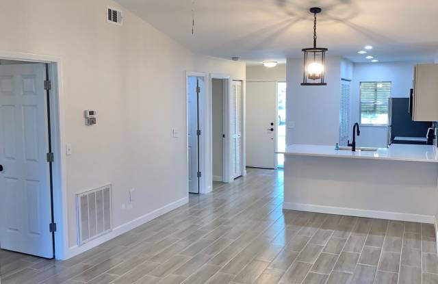 5340 Royal Palm Avenue